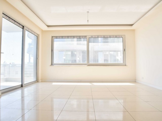 3+1 FLAT FOR SALE IN KYRENIA ** 