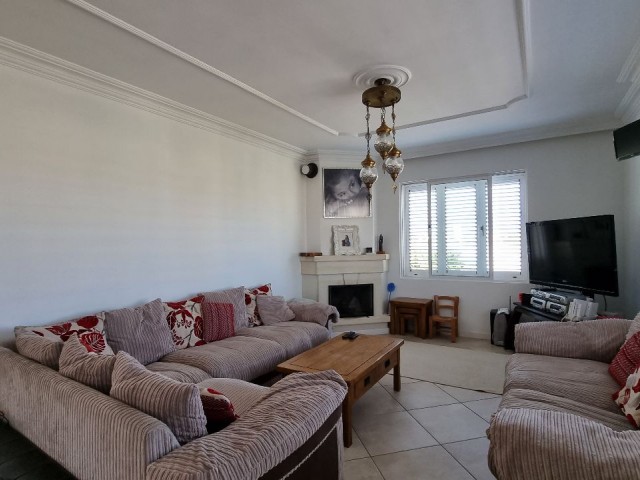 Girne / Yeşiltepe Satılık 3+1 Müstakil Villa