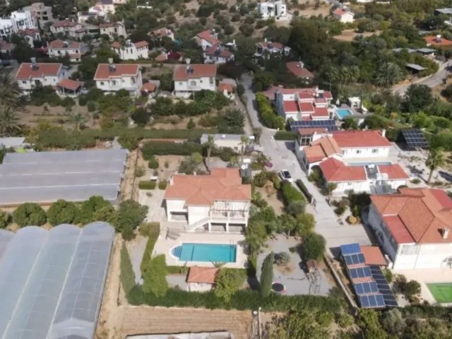 3+1 Freistehende Villa Zum Verkauf In Kyrenia / Yesiltepe ** 