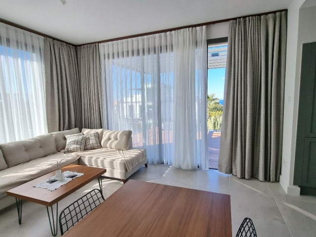 Kyrenia / Alsancak 2 + 1 Penthouse Mit Terrasse Zu Verkaufen ** 