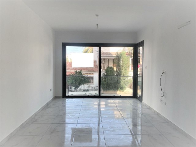 Nicosia Yenişehir 2 + 1 Zero Apartment ** 