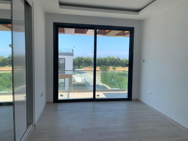 3+1 Villa In Gehweite Zum Meer In Kyrenia Alsancak ** 