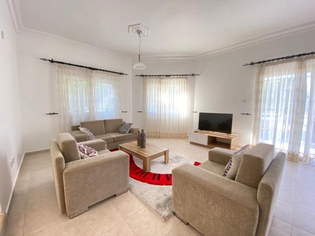 Girne Karaoğlanoğlu Eşyalı 3+1 Kiralık İkiz Villa