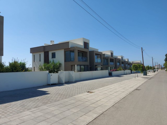 Girne Alsancak Deniz Yürüme Mesafesinde  2+1 Satılık Daire