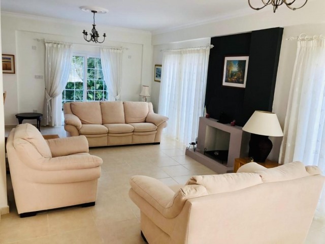 STUNNING 3 BEDROOM VILLA WITH GARDEN AND SWIMMING POOL FOR RENT IN KYRENIA LAPTA 