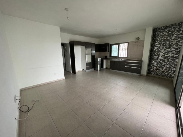 GÖNYELİ DE MUHTEŞEM KONUMDA SATILIK 2+1 PENTHOUSE