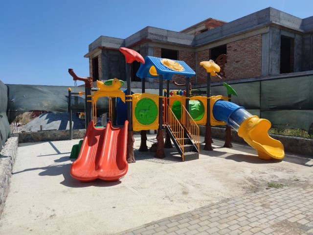 Neue 3+1 Wohnung mit Meerblick-Terrasse zu vermieten in Karsiyaka in Gehweite zum Meer