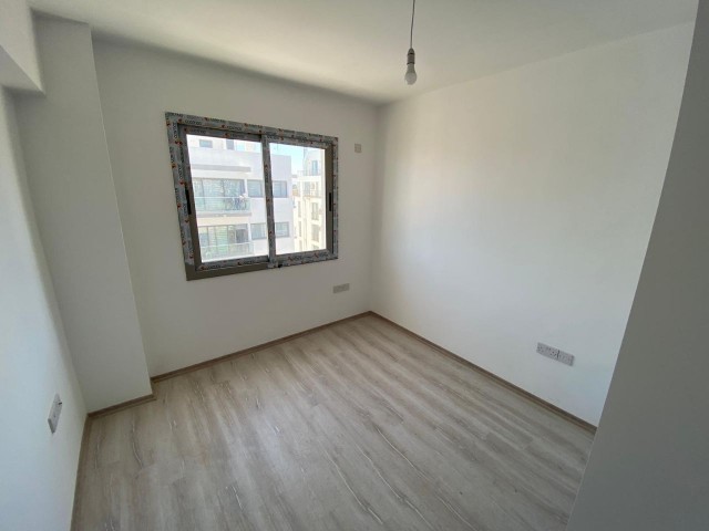 Meerblick 3+1 Wohnung in Kyrenia Zentrum mit Aufzug