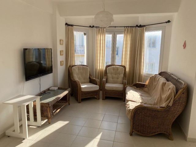 3+1 Apartment For Rent In A Complex With Swimming Pool In The Alsancak Region Of Kyrenia