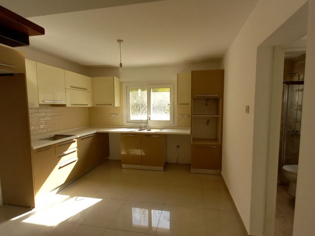 Alsancak 3+1 Flat For Sale