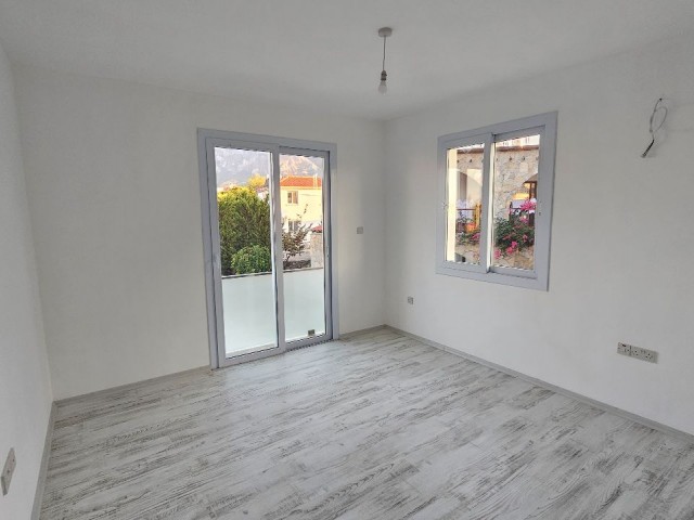 Alsancak 2+1 Flat