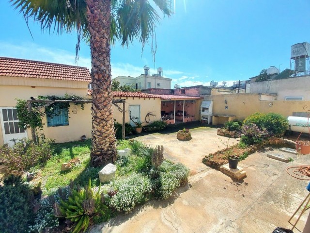 Freistehendes Haus Mit Türkischem Titel, Geeignet Für Boutique-Hotel In Der Altstadt Von Famagusta