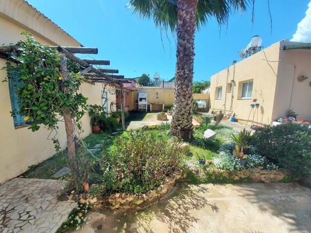 Freistehendes Haus Mit Türkischem Titel, Geeignet Für Boutique-Hotel In Der Altstadt Von Famagusta