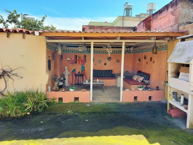 Freistehendes Haus Mit Türkischem Titel, Geeignet Für Boutique-Hotel In Der Altstadt Von Famagusta