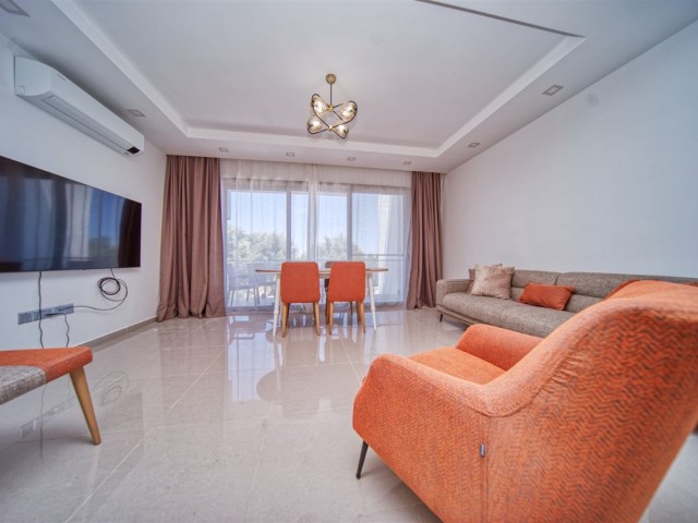 Girne Zeytinlik Teraslı 3+1 Triplex Villa