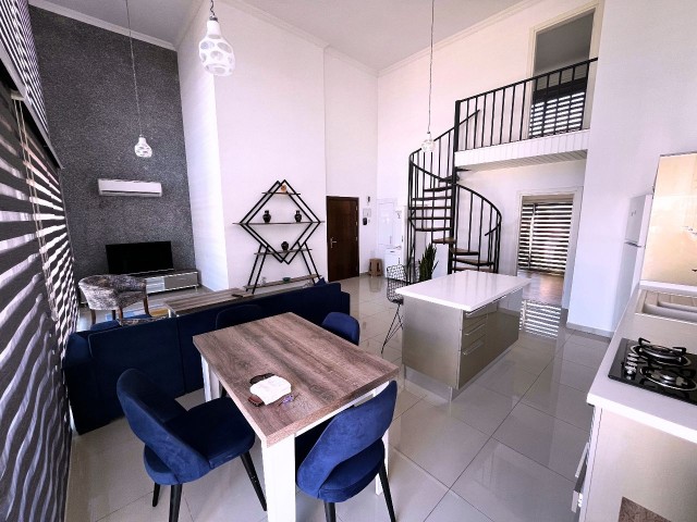 Komplett möbliertes 2+1-Loft-Apartment mit Berg- und Meerblick im Zentrum von Kyrenia