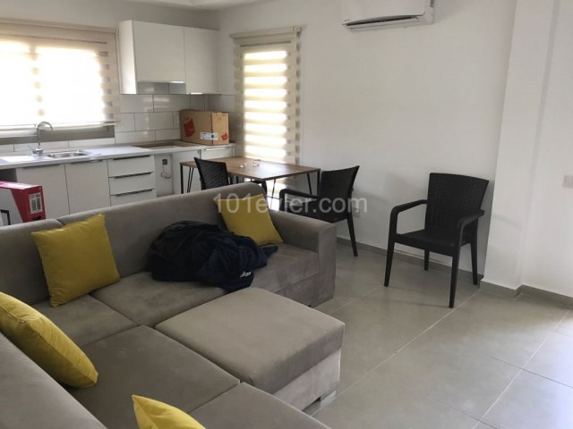 1+1 Wohnung zur Miete in einem Komplex in Alsancak, Kyrenia