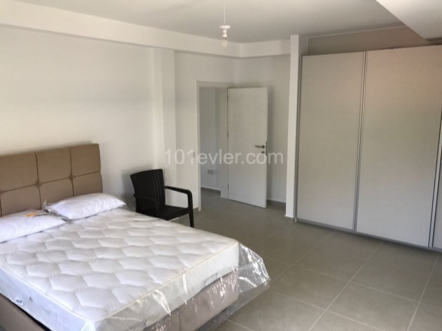 1+1 Wohnung zur Miete in einem Komplex in Alsancak, Kyrenia