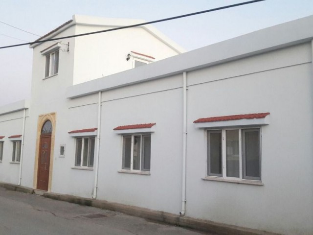 Detached House for Sale in Iskele Merkezi ** 