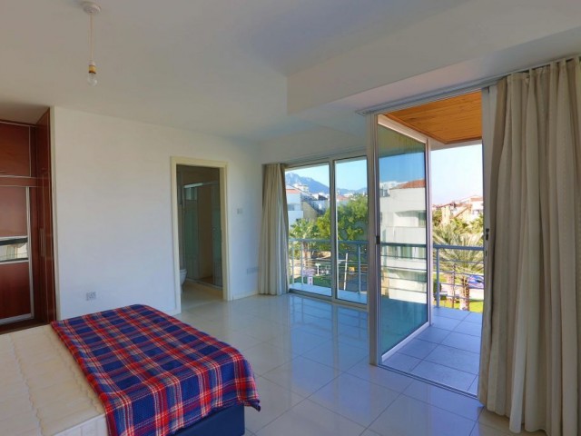 Spacious 2 Bedroom Penthouse Located in Kyrenia Town Centre 