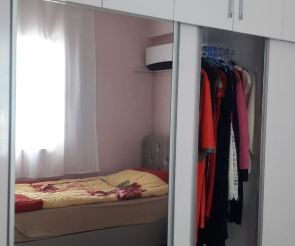 GİRNE MERKEZDE SATILIK 1+1 DAİRE