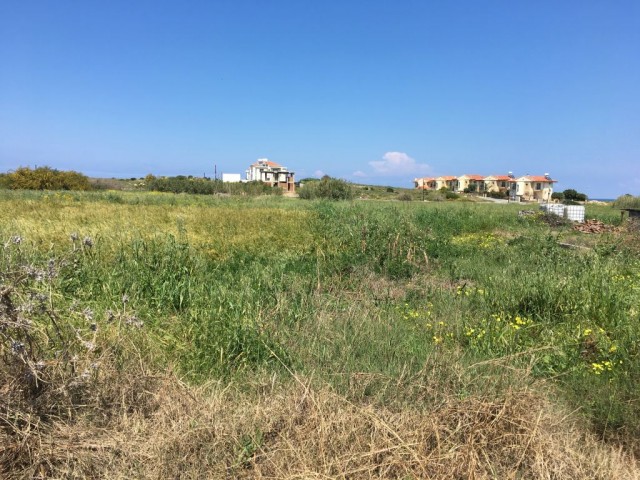 Residential Zoned Plot For Sale in Karşıyaka, Kyrenia