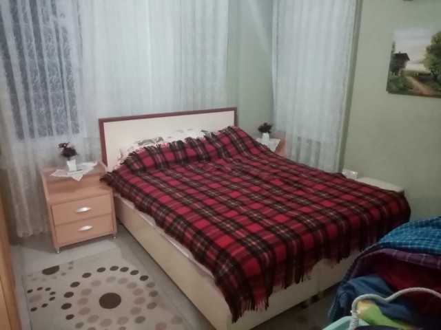 GİRNE MERKEZDE FULL EŞYALI 2+1 DAİRE