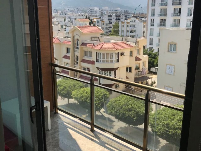 Flat To Rent in Girne Merkez, Kyrenia