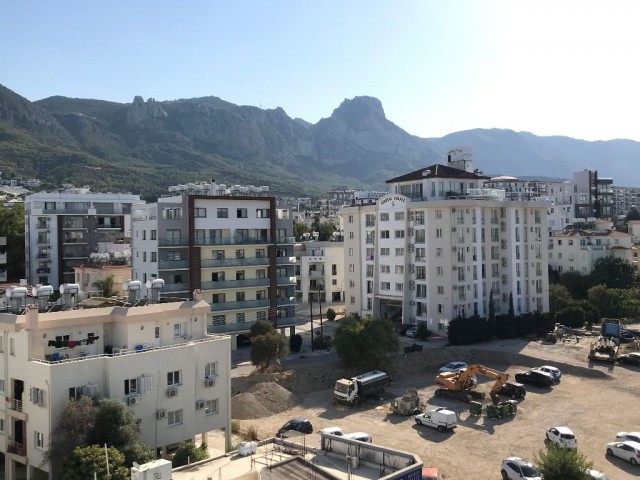 Flat To Rent in Girne Merkez, Kyrenia