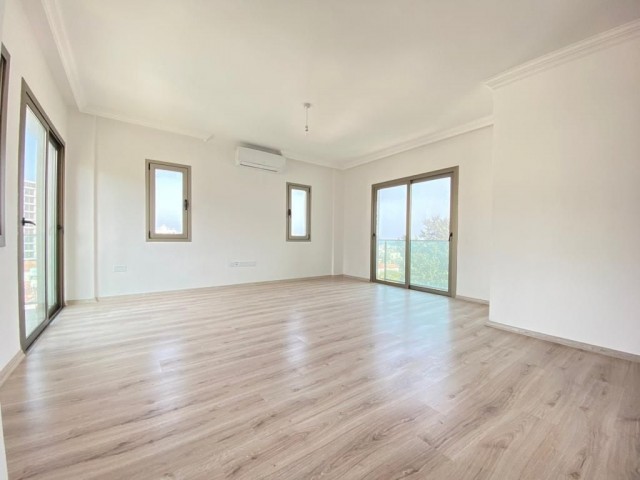 Flat For Sale in Girne Merkez, Kyrenia