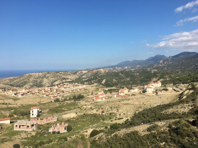 Residential Zoned Plot For Sale in Arapköy, Kyrenia