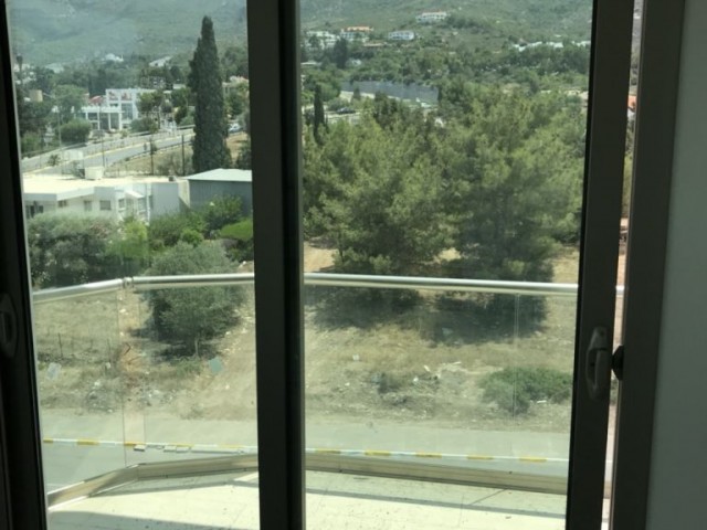 Penthouse Kaufen in Girne Merkez, Kyrenia