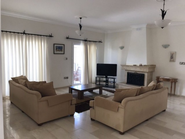 ALSANCAK’DA 3+1 SATILIK VİLLA 280,000 STG