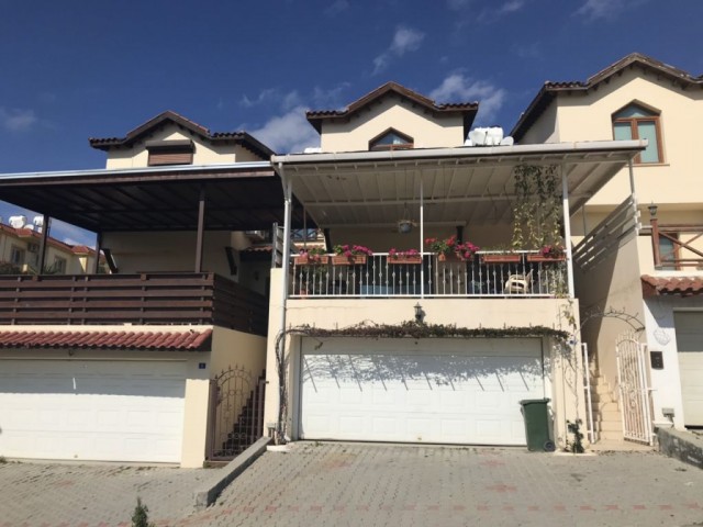 Вилла Продается in Hamitköy, Лефкоша