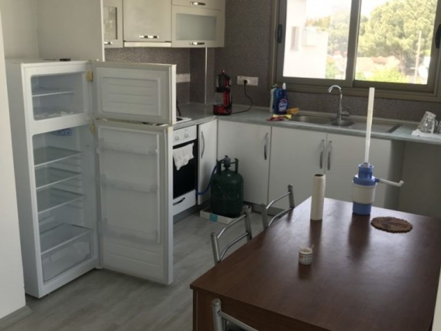 تخت برای اجاره in Yenişehir, نیکوزیا