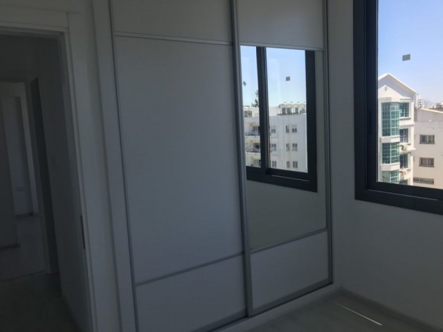 Lefkoşa Yenişehir'de 2+1 80 m2 Satılık Daire 55.000 STG