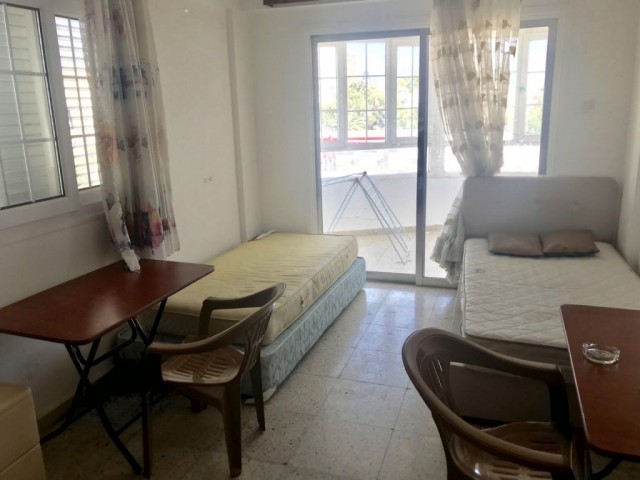 Lefkoşa Ortaköy'de Duraklara Yakın 3+1 Yıllık Ödemeli Kiralık Daire 2000 TL