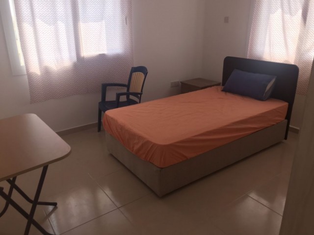 Lefkoşa Gönyeli'de 2+1 Eşyalı Yeni Kiralık 6+6 Ödemeli Daire 2,000 TL