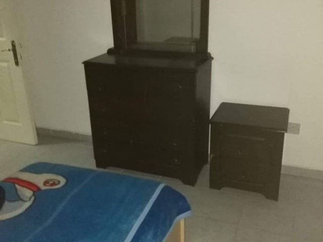 Lefkoşa K.Kaymaklıda 3+1 Zemin Kat Bahçeli Eşyalı 6+6 Aylık Ödemeli Kiralık Daire 2600 TL