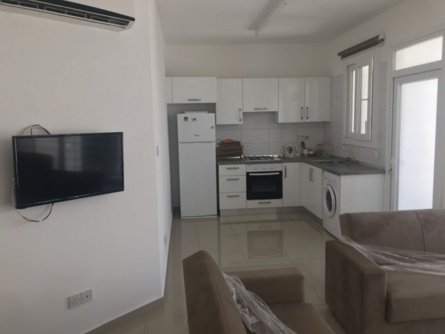 Lefkoşa Gönyeli'de 2+1 Yıllık Ödemeli Eşyalı Kiralık Daire 300 STG