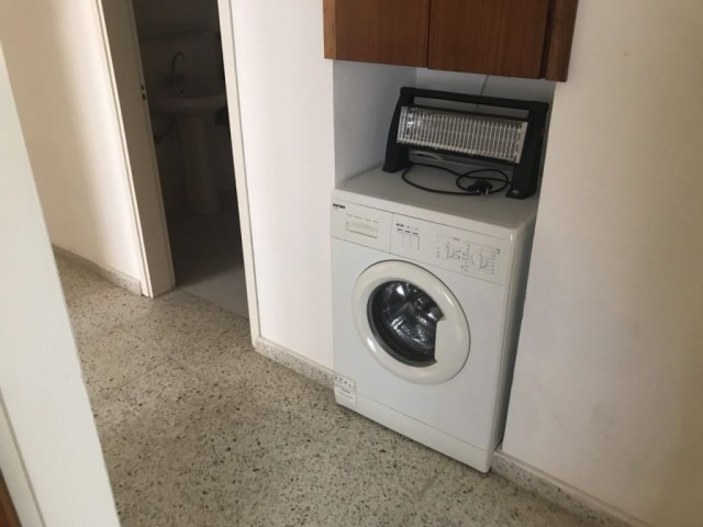 Lefkoşa Köşklüçiftlik'de 3+1 Eşyalı Yıllık Ödemeli Kiralık Daire 350 STG