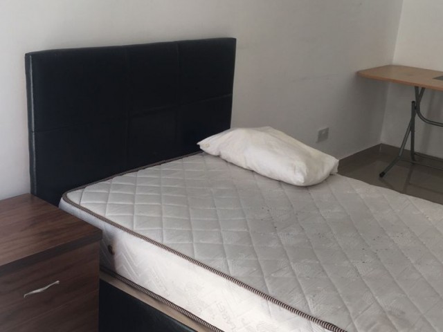 Gönyeli Merkez'de 2+1 Eşyalı  Kiralık Daire 300-GBP