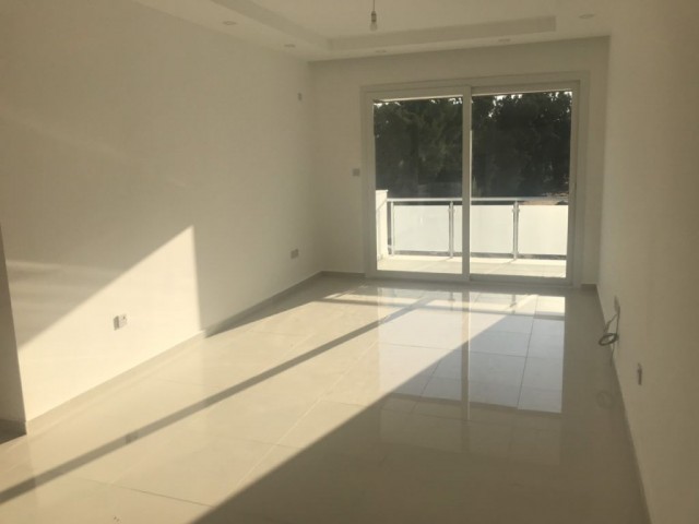 Lefkoşa Küçükkaymaklı Bölgesinde Yeni Sıfır 1+1 Modern Dizayınlı Satılık Daire 38.800 STG