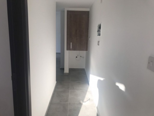 Lefkoşa Küçükkaymaklı Bölgesinde Yeni Sıfır 2+1 Modern Dizayınlı Satılık Daire 48.000 STG