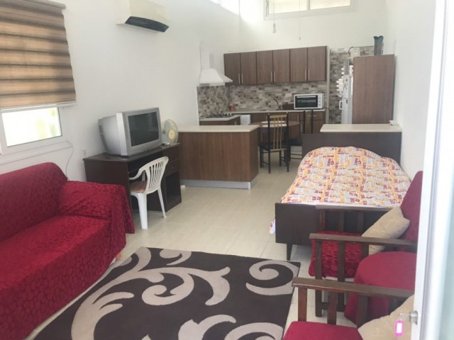 Lefkoşa Küçükkaymaklıda 1+0 Stüdyo Tipi Zemin Kat Kiralık Daire 1500 TL Yıllık, 6+6 Ayllık 1600 TL Ödemeli