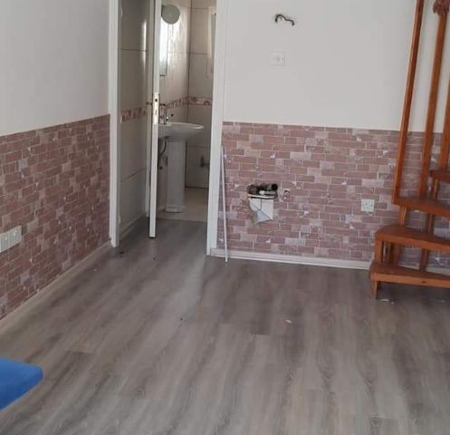 Lefkoşa Göçmenköy'de Kiralık Dükkan 1200 TL