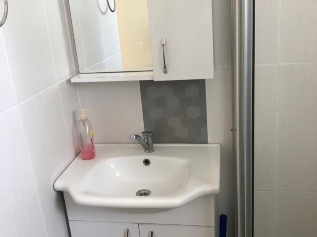 Lefkoşa Gönyelide 2+1 Kiralık Eşyalı Daire 2200 TL