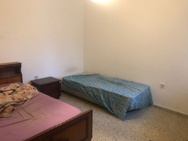 Lefkoşa Yenikent'de 3+1 Eşyalı 6+6 Aylık Ödemeli Kiralık Daire 2000 TL