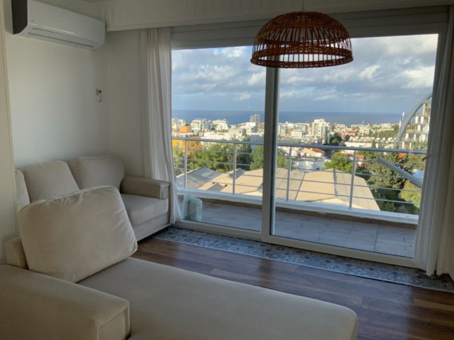 Penthouse Mieten in Girne Merkez, Kyrenia