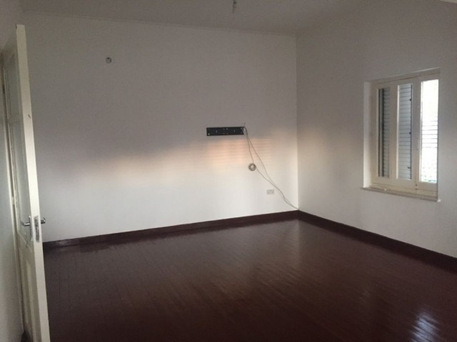 Flat To Rent in Köşklüçiftlik, Nicosia